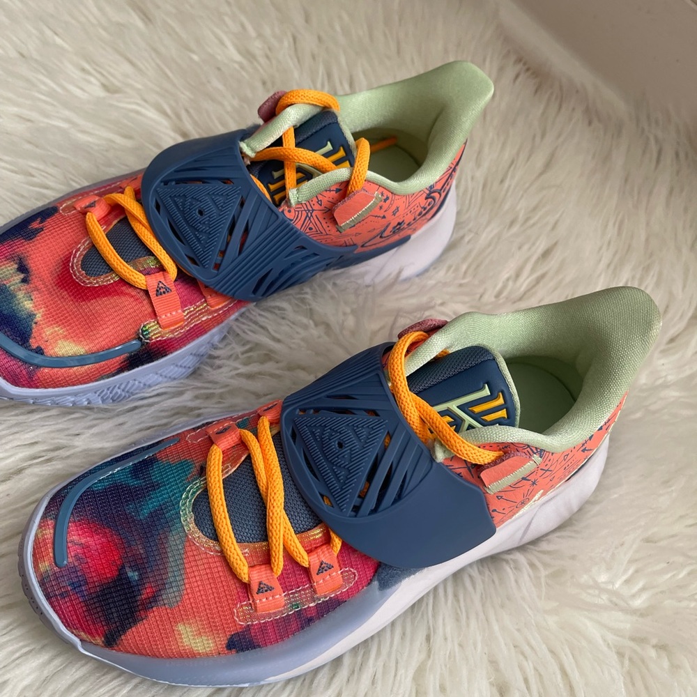 Kyrie Low 3 “Tie Dye”